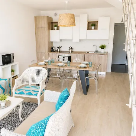 Daire Baia Blu - Luxury With Pool *