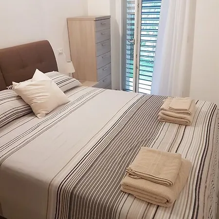 Baia Blu - Luxury With Pool Daire *