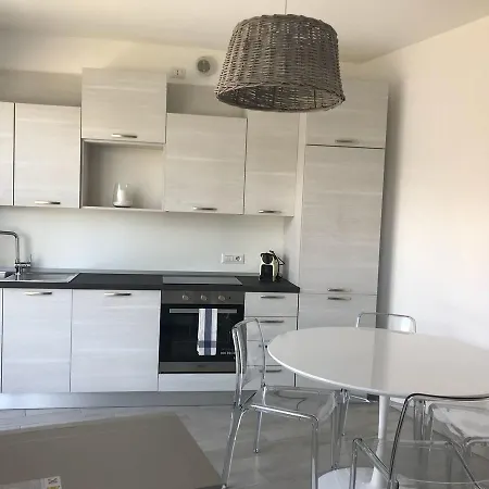 Baia Blu - Luxury With Pool Cremia